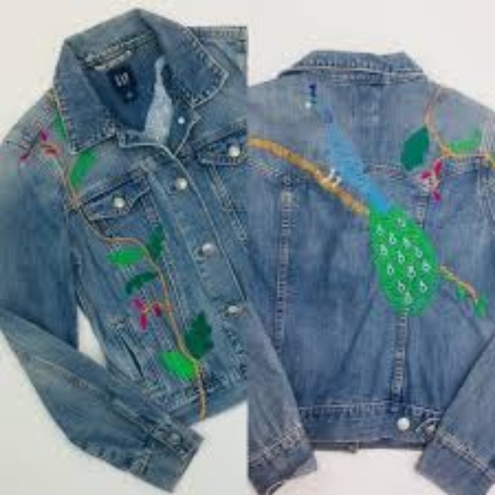 Gap Embroidered Peacock denim jacket, S